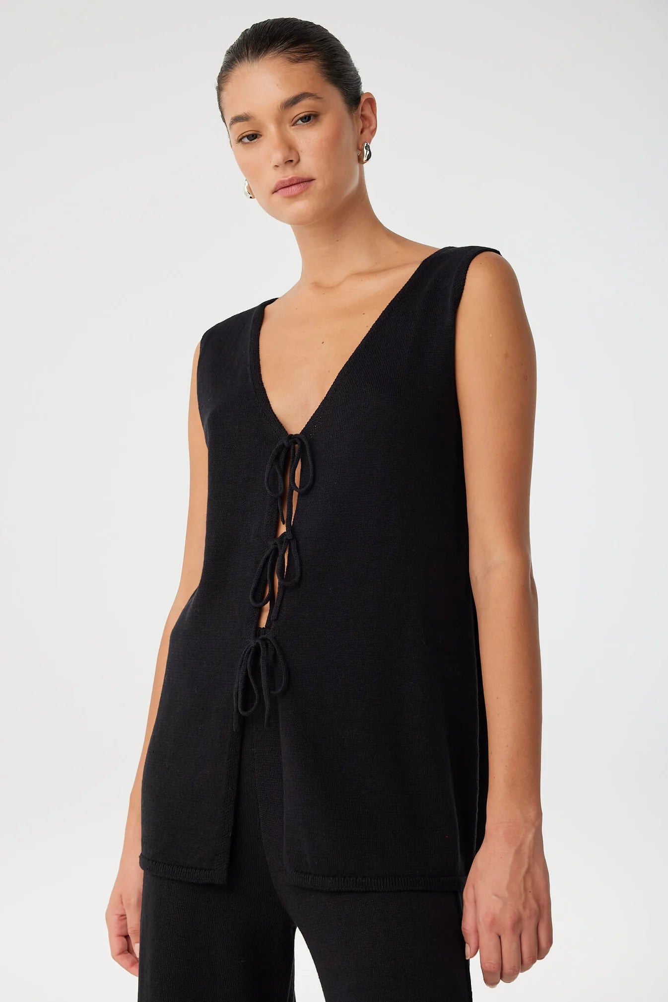 Poppy Reversible Longline Top Black
