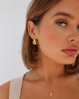 HUGO EARRINGS IN GOLD
