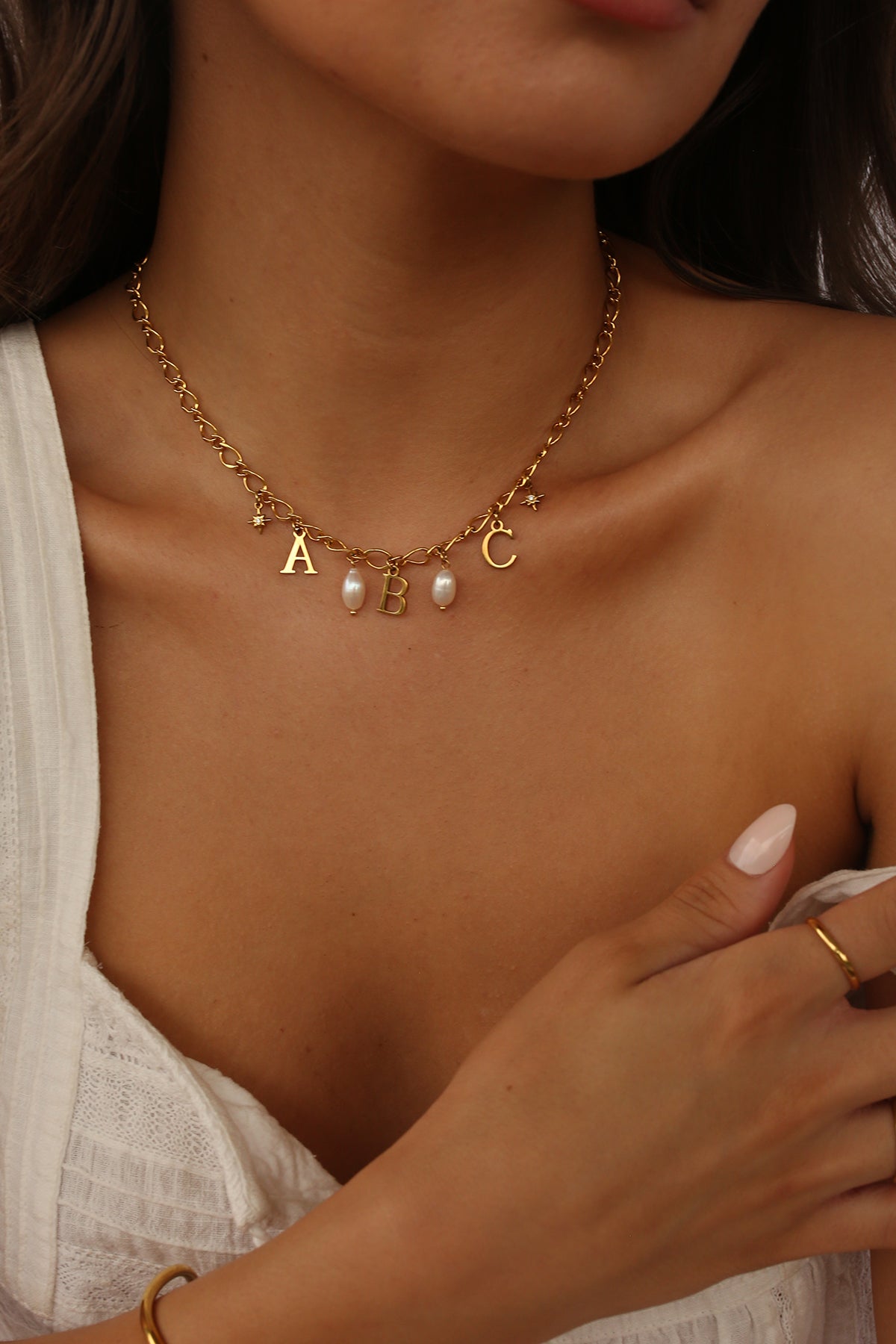 The Paige 3 Initial Charm Necklace Gold
