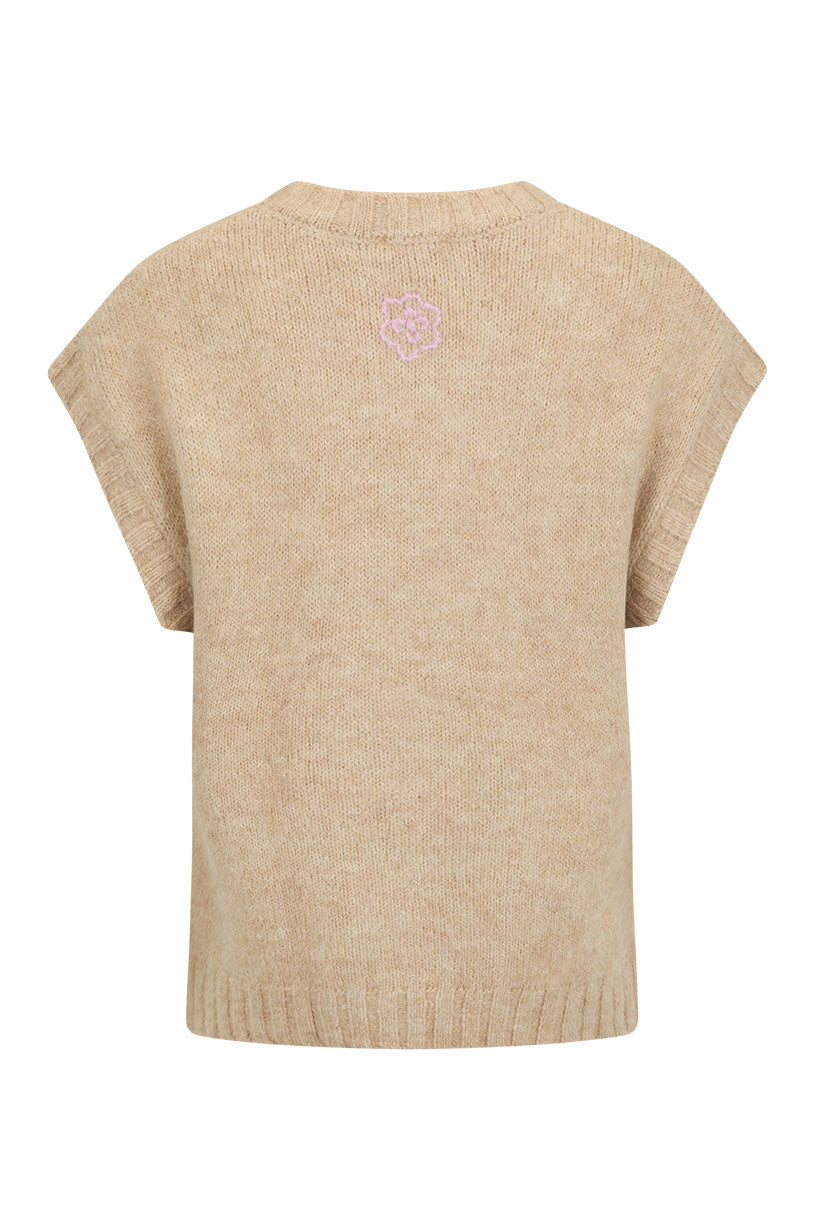Darcy Vest Sand