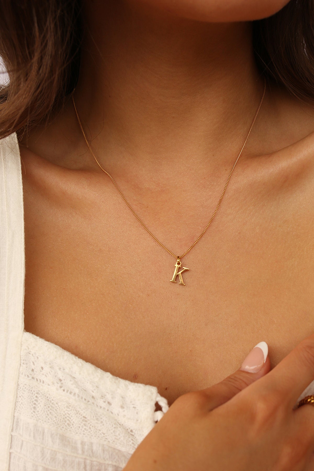 Initial Necklace Classic Gold