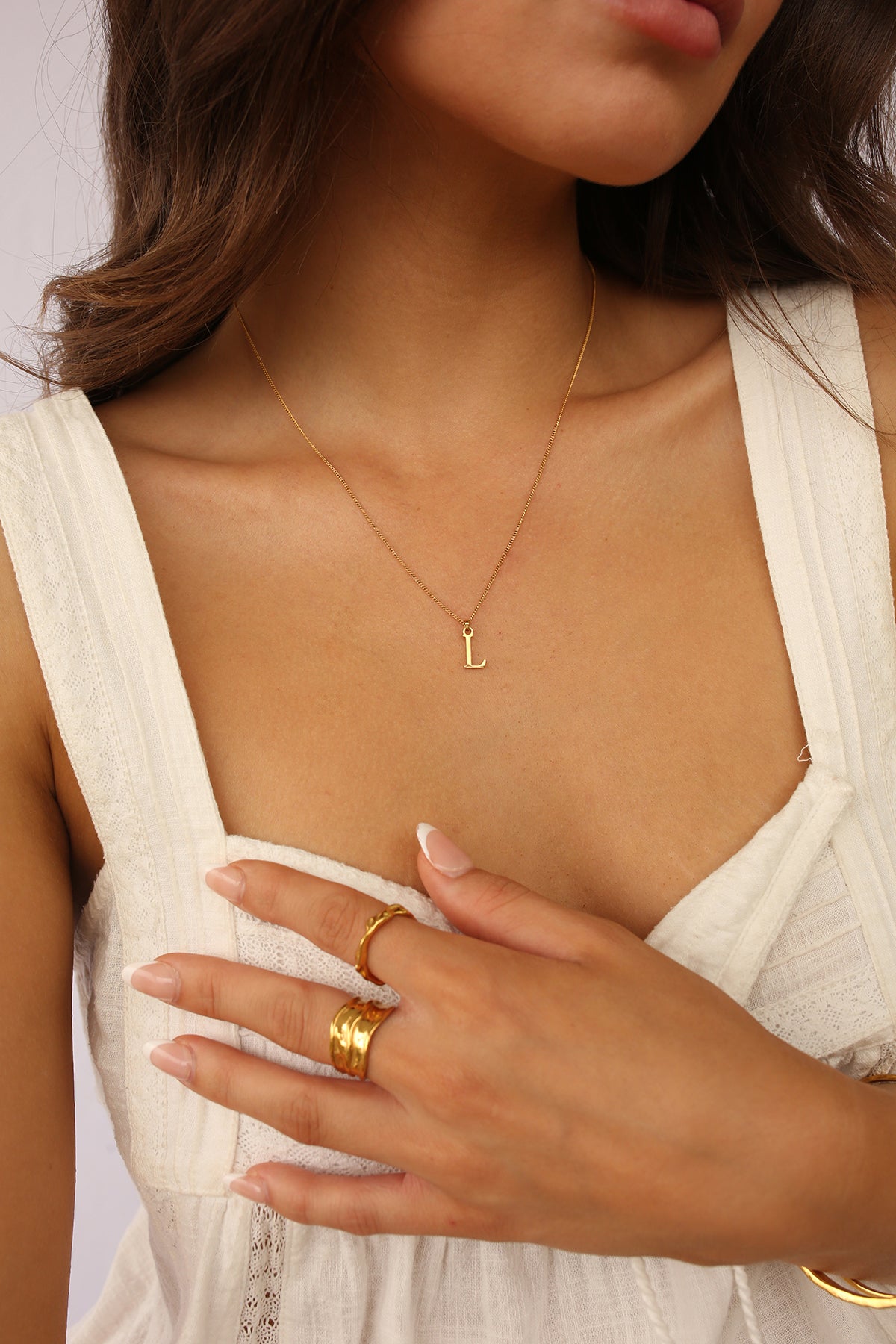 Initial Necklace Classic Gold