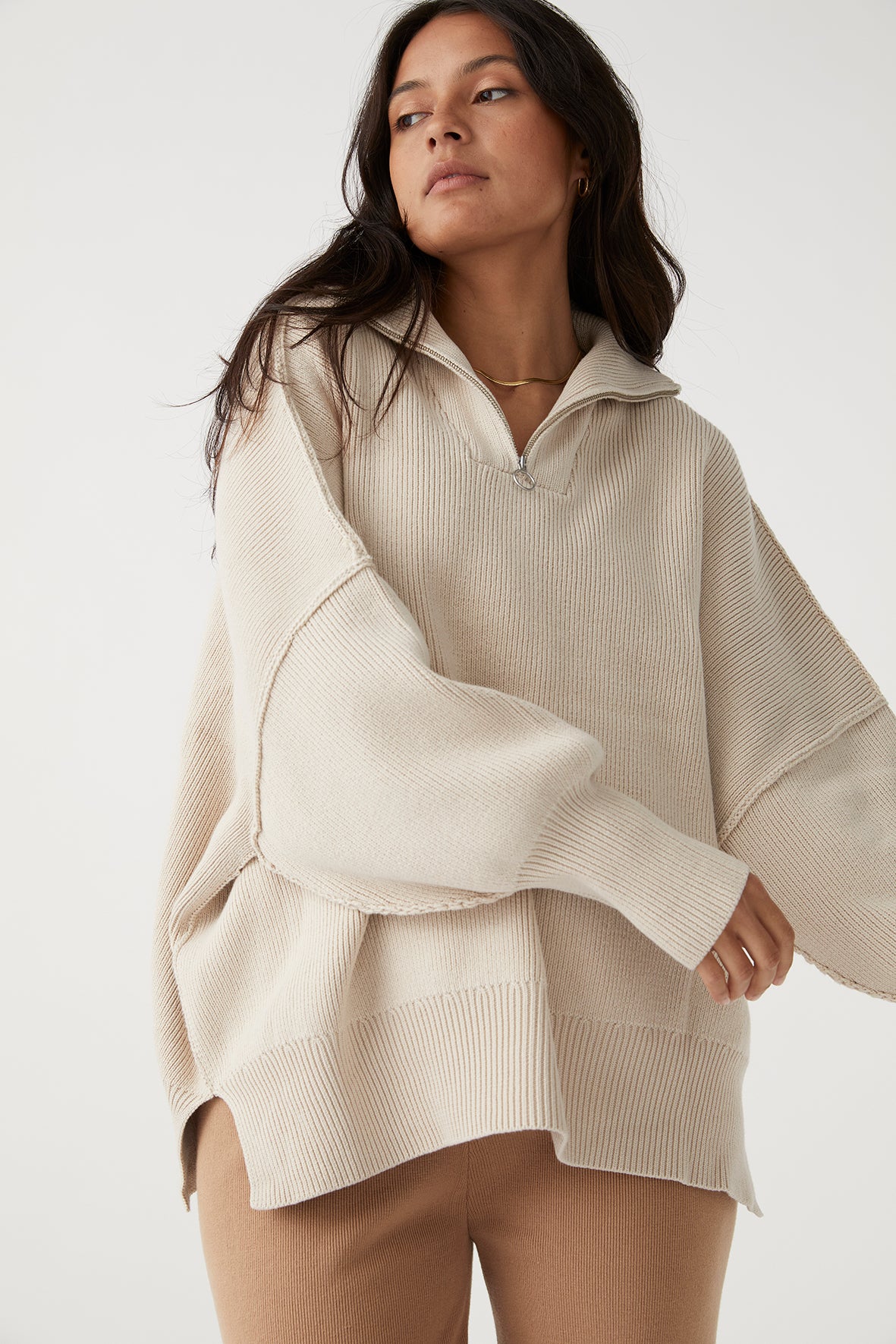 London Zip Sweater Sand – By Barny