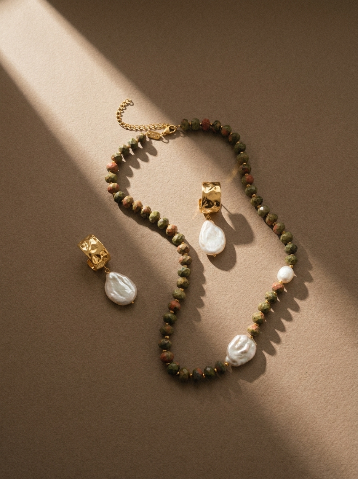 Esme &amp; Isola Stack Gold