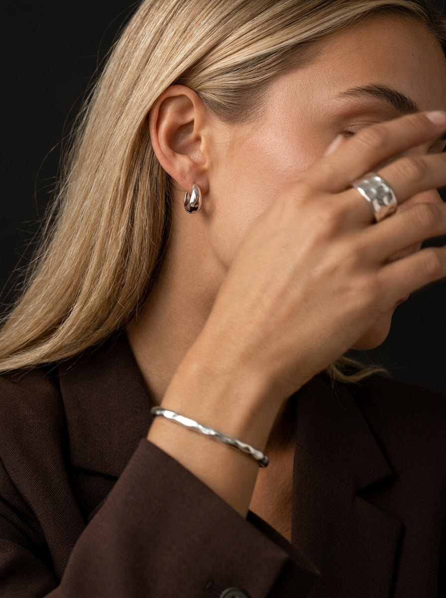 Ada Bangle Silver