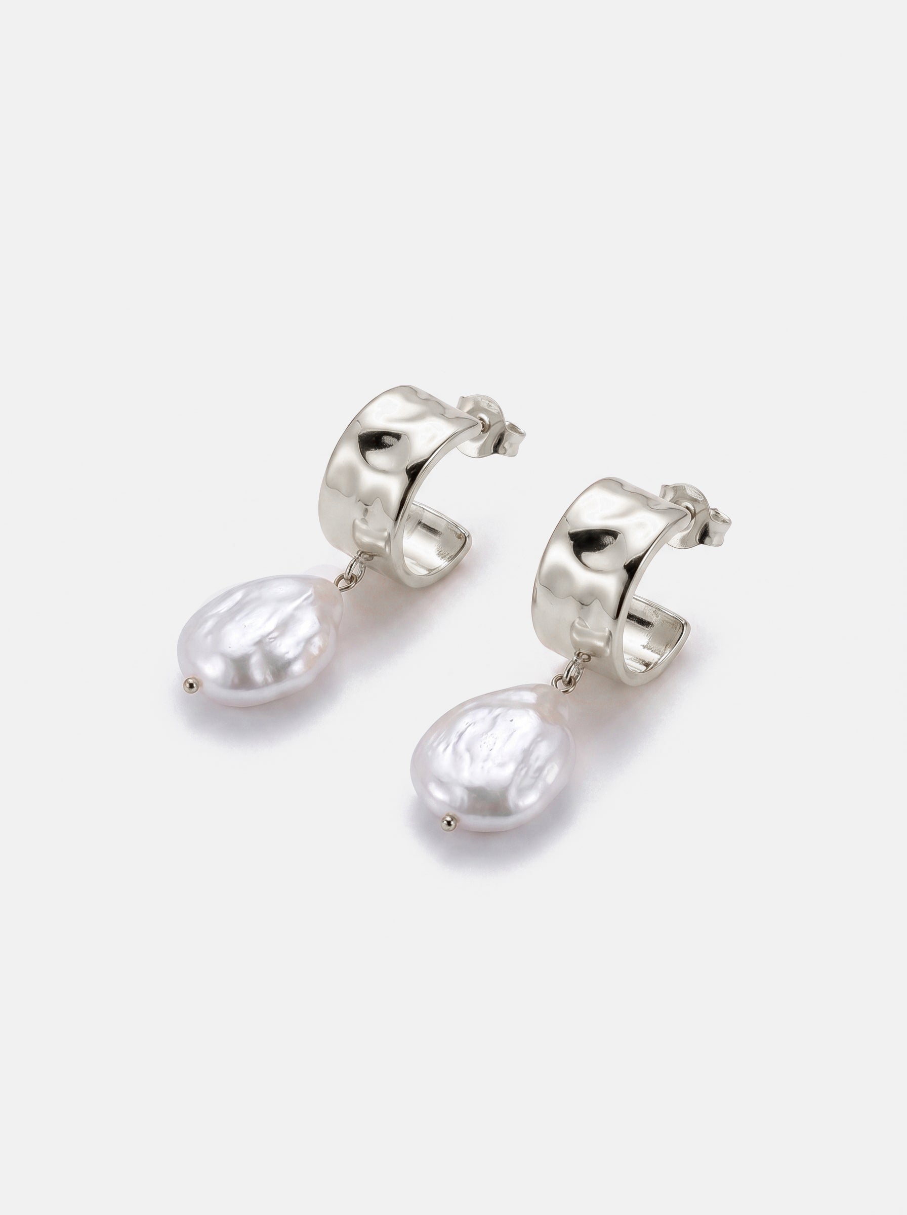 Esme Pearl Earrings Silver