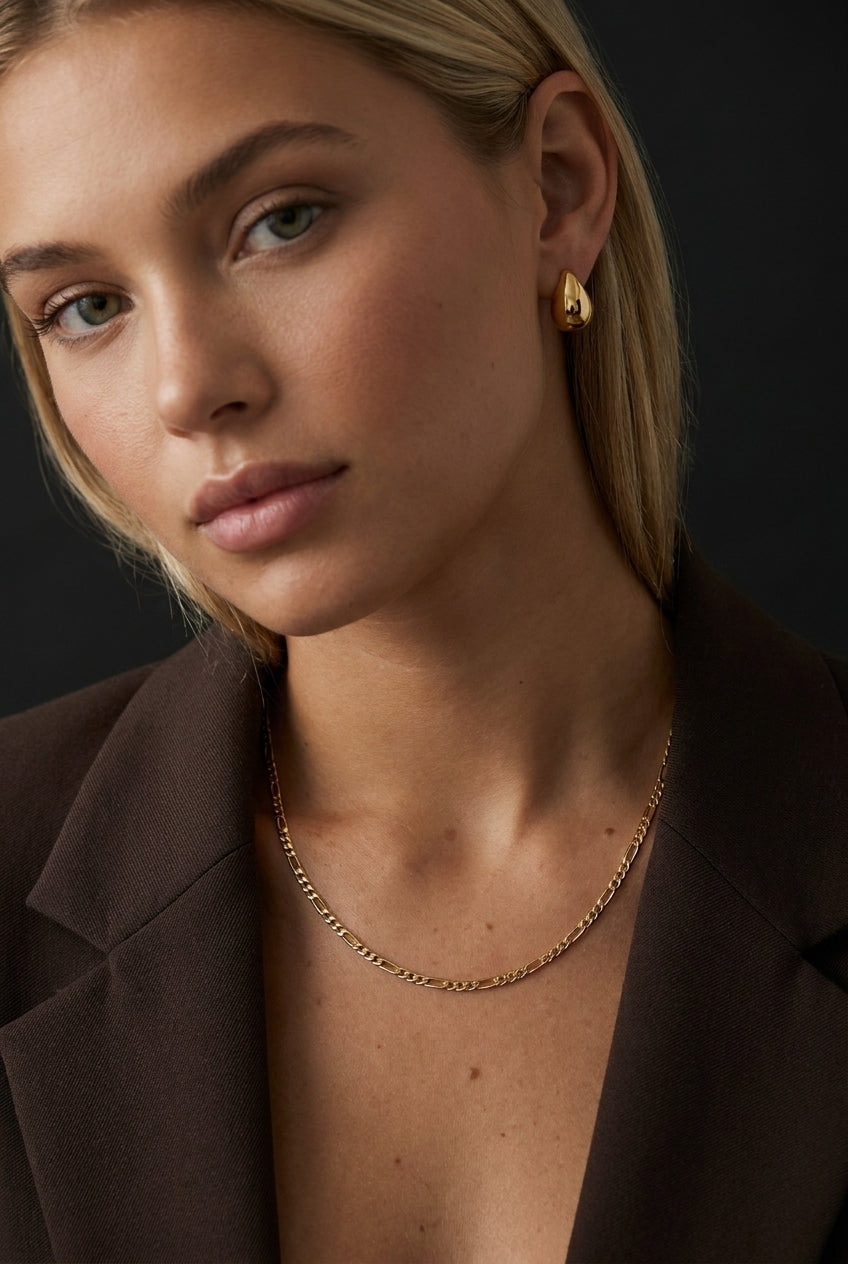 Petite Figaro Chain Necklace Gold