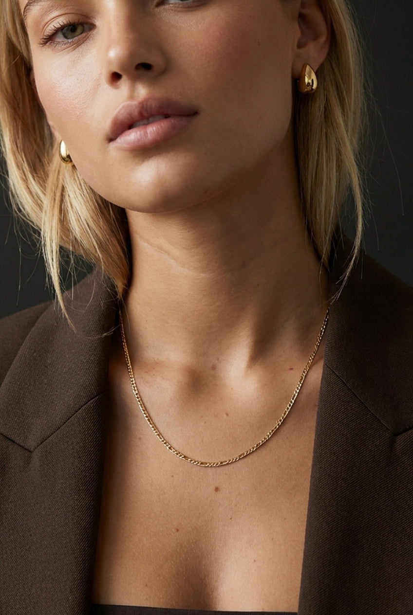 Petite Figaro Chain Necklace Gold