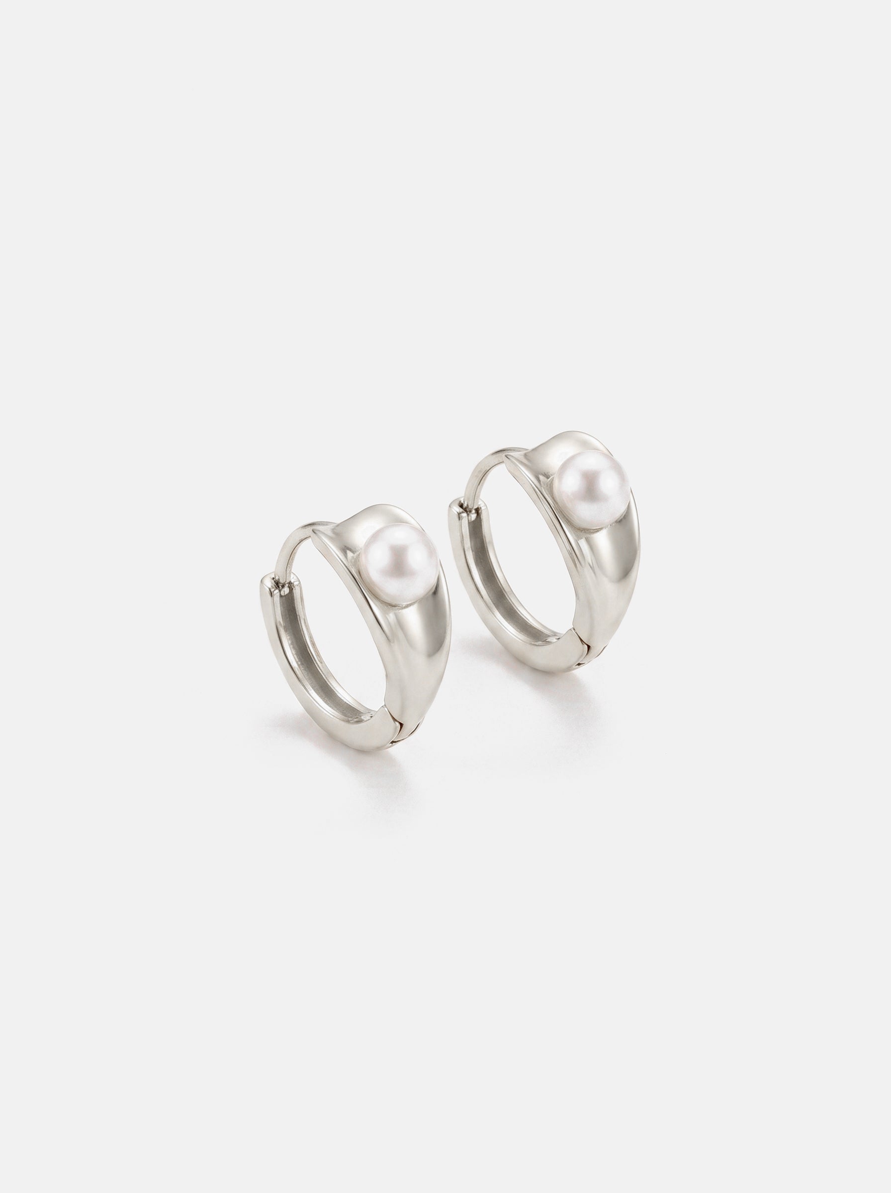 Hazel Pearl Earrings Silver