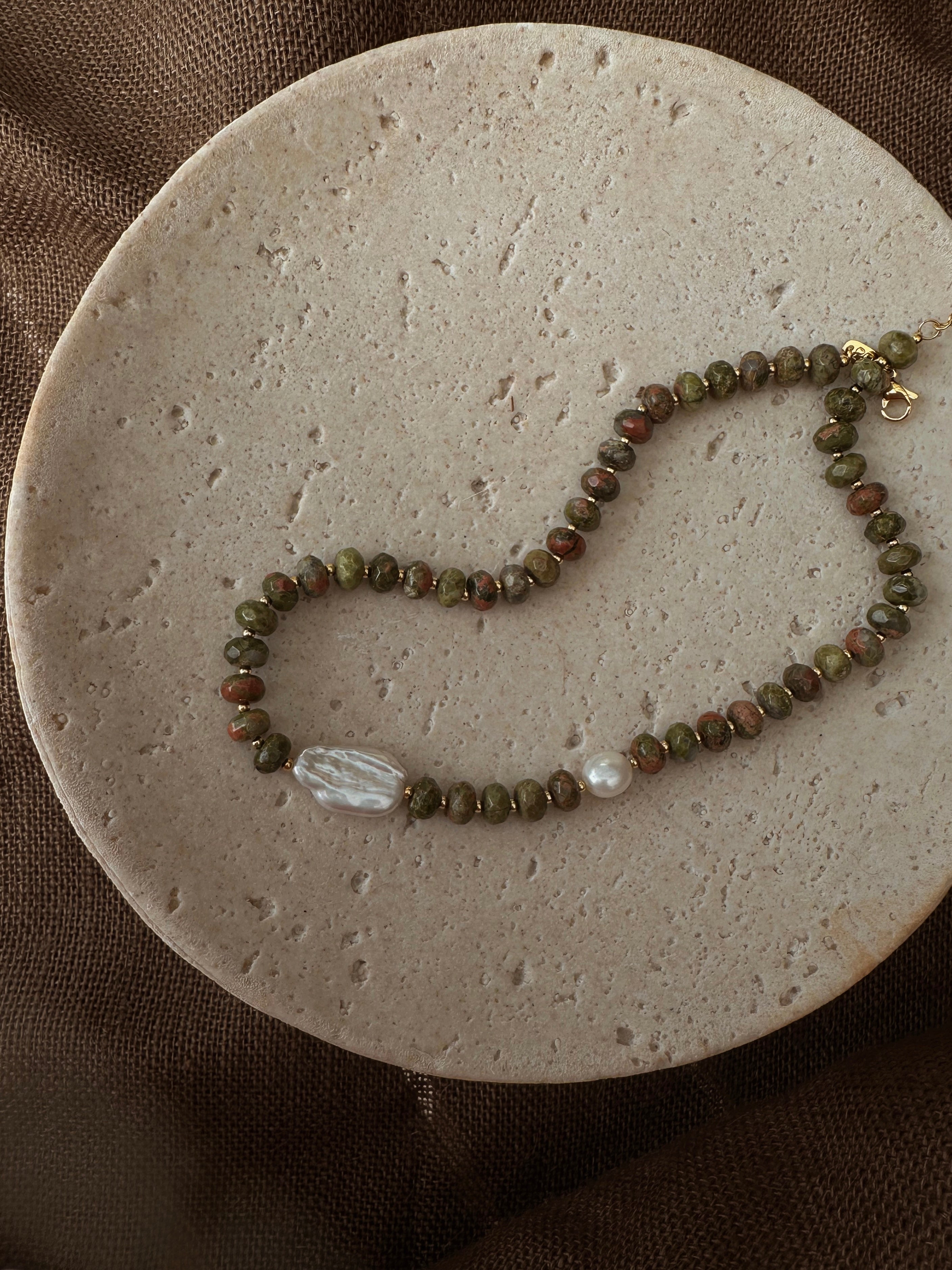 Isola Pearl Necklace Gold