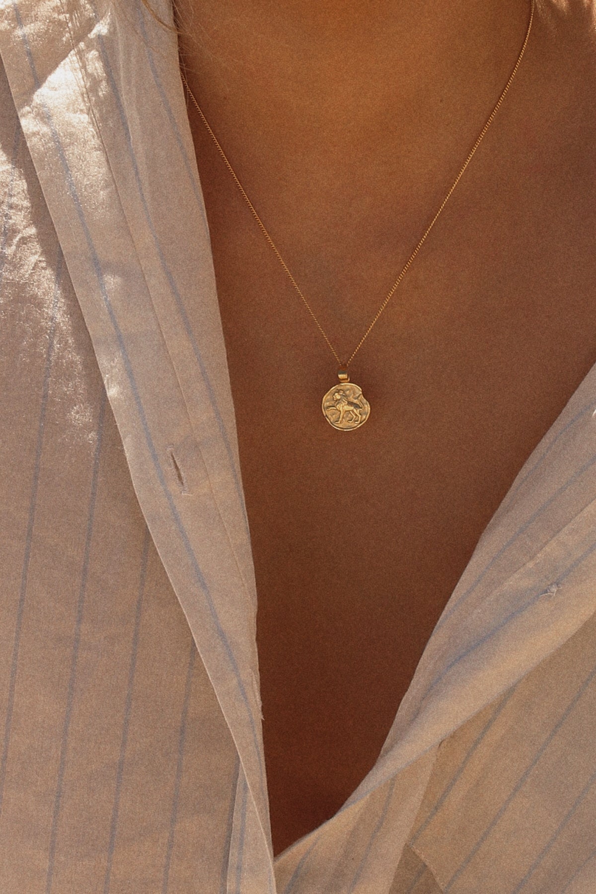 Leo Coin Necklace Gold