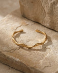 Linden Wave Bangle Gold
