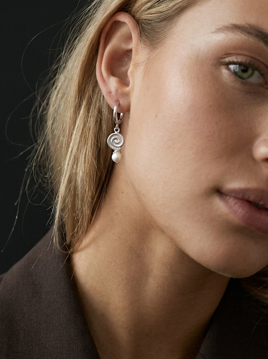 Mae Pearl Earrings Silver