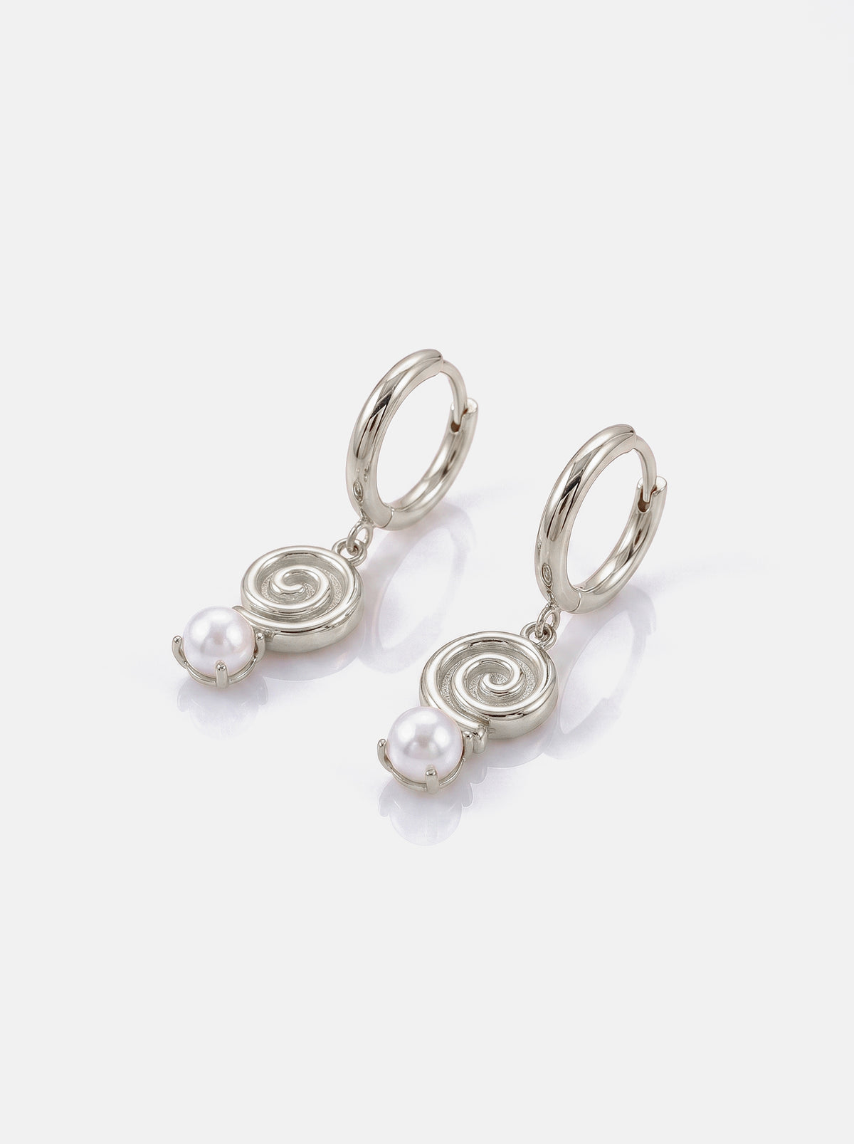 Mae Pearl Earrings Silver