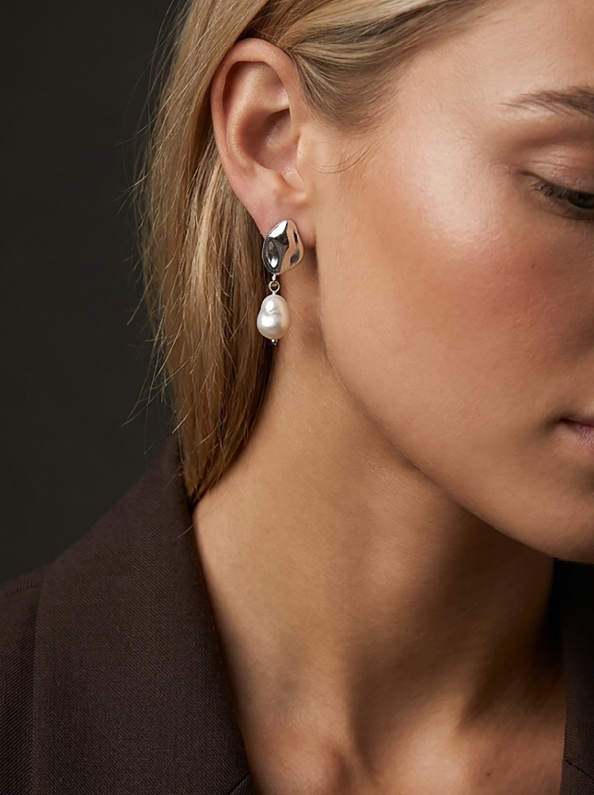 Margot Pearl Earrings Silver