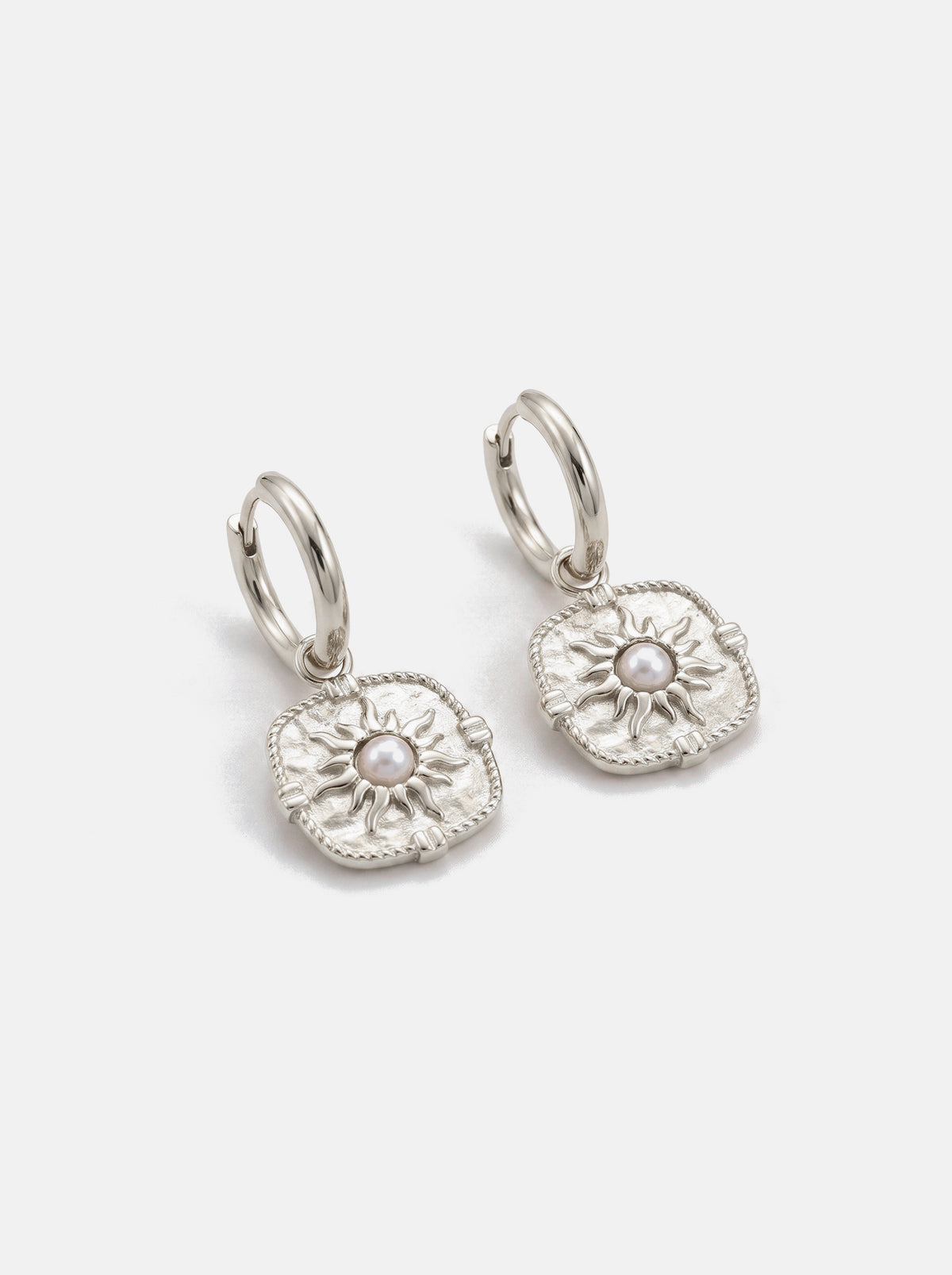 Olive Pearl Earrings Silver