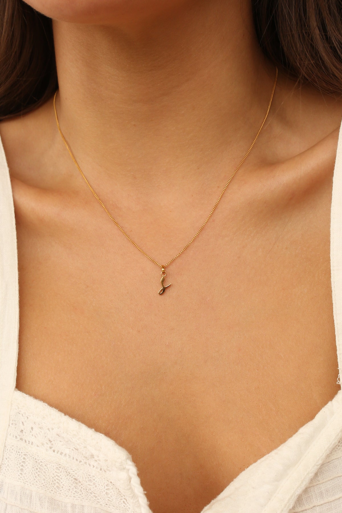 Initial Necklace Cursive Gold A-Z