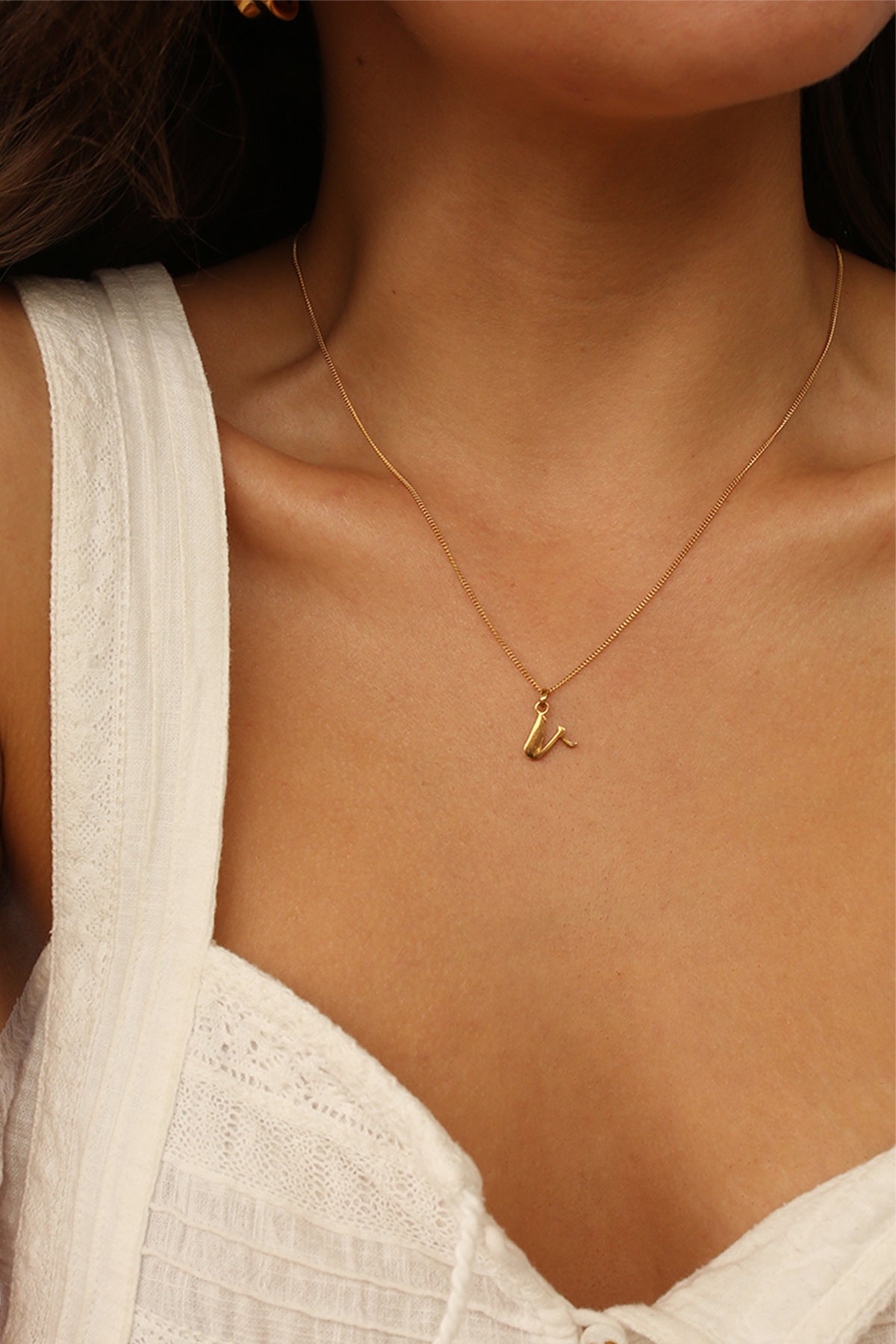 Initial Necklace Cursive Gold A-Z