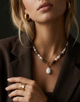 Vela Toggle Necklace Epidote & Pearl Gold