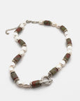 Vela Toggle Necklace Epidote & Pearl Silver