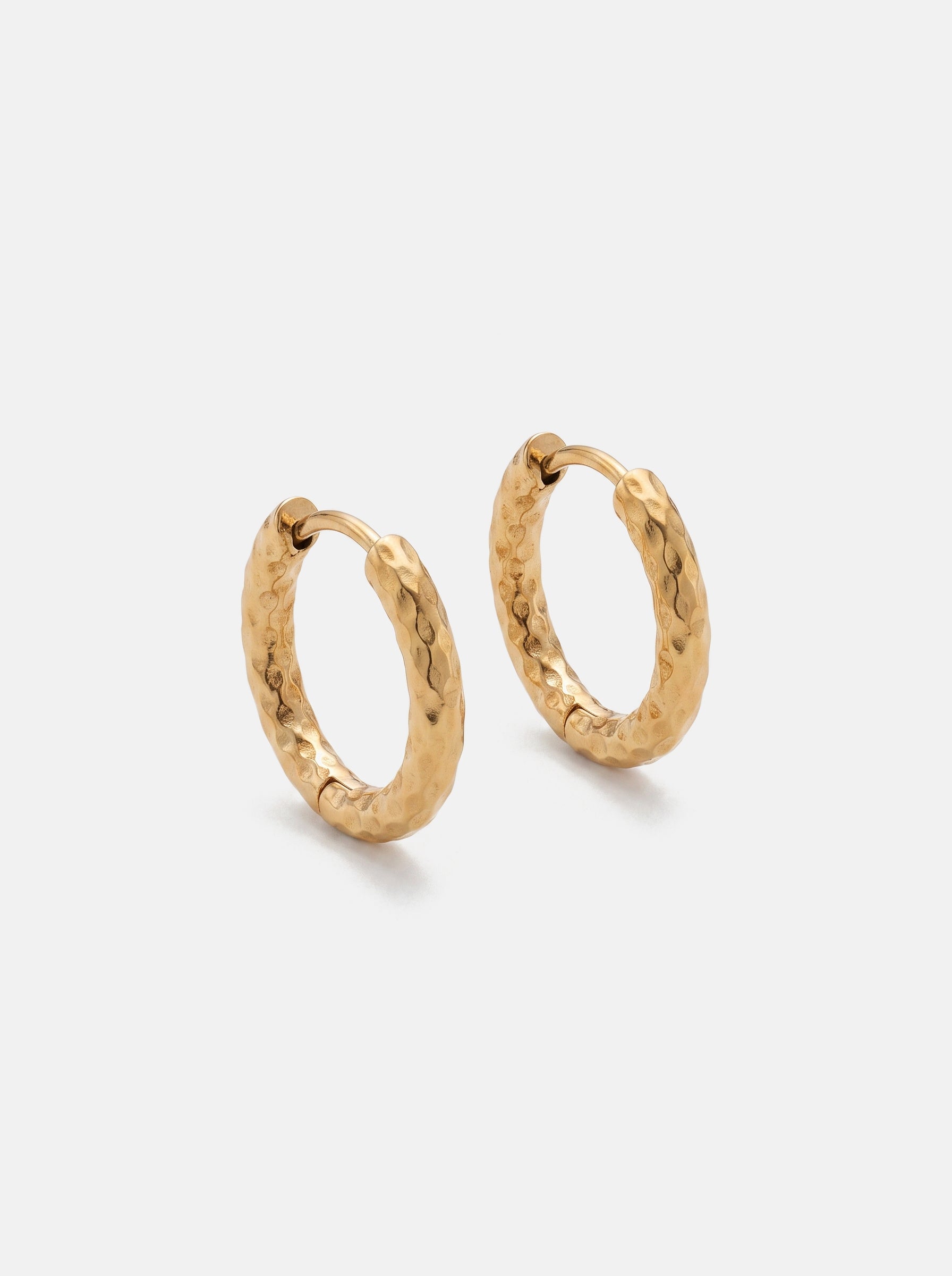 Winslow Huggie Earrings Gold