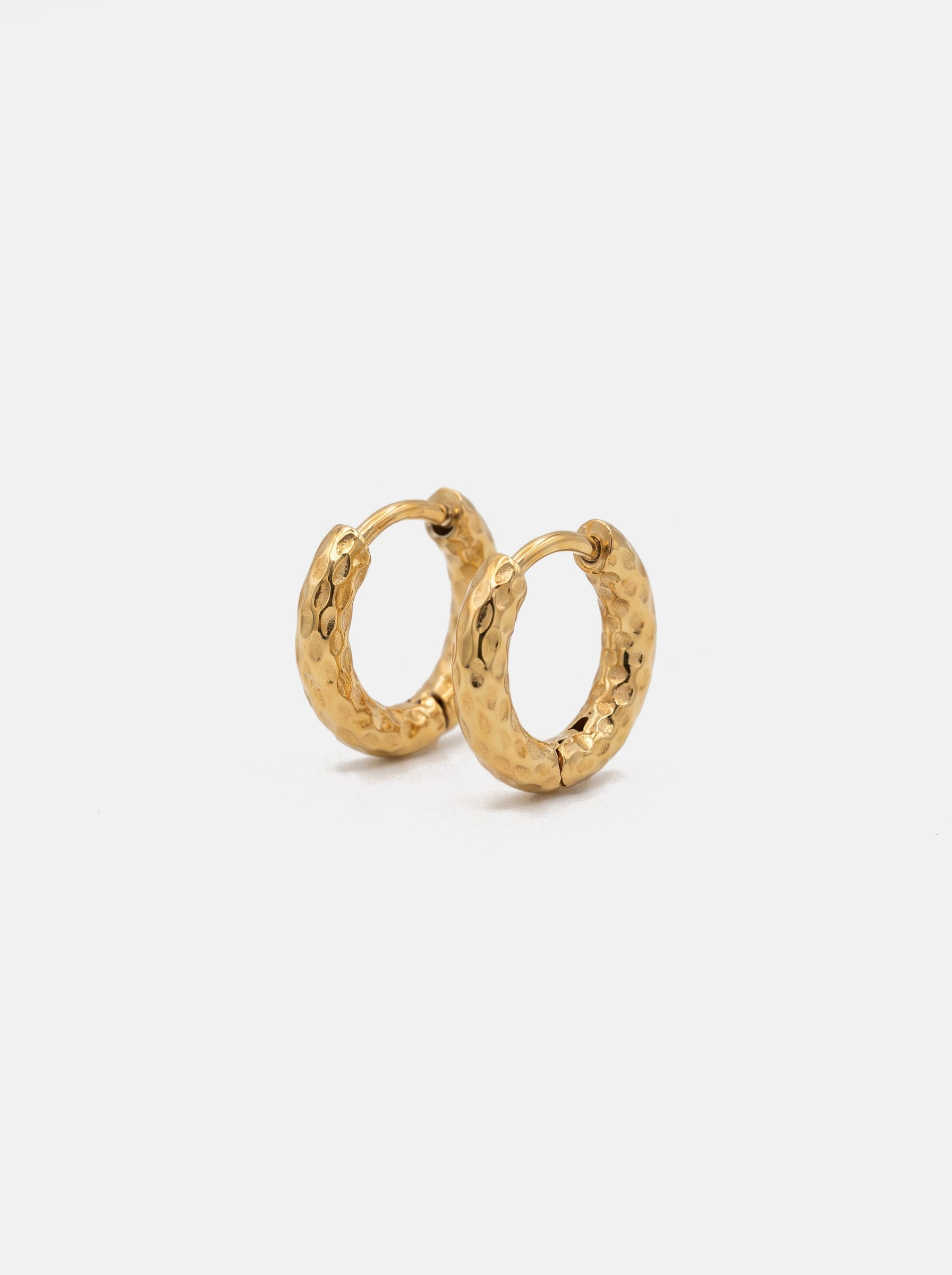 Winslow Huggie Earrings Gold