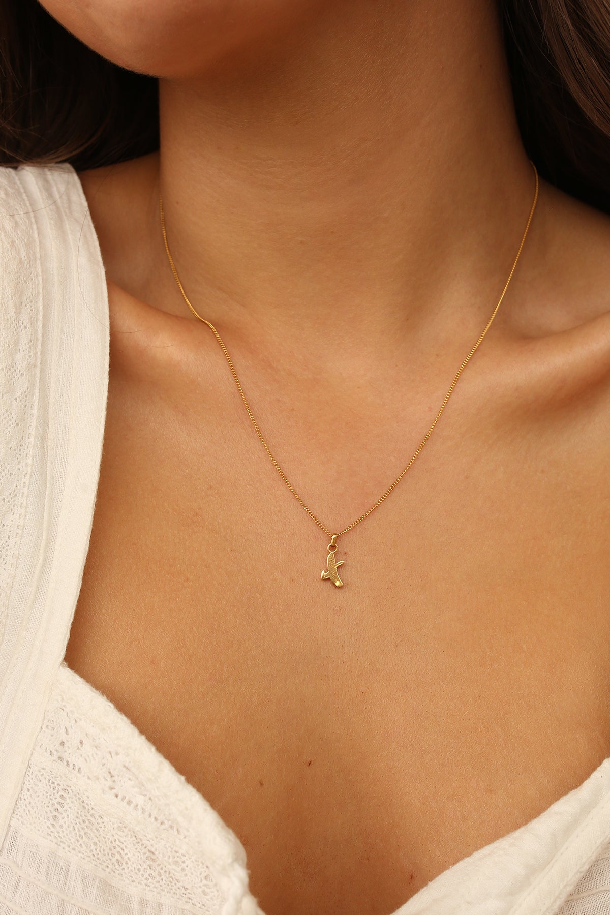 Initial Necklace Cursive Gold A-Z