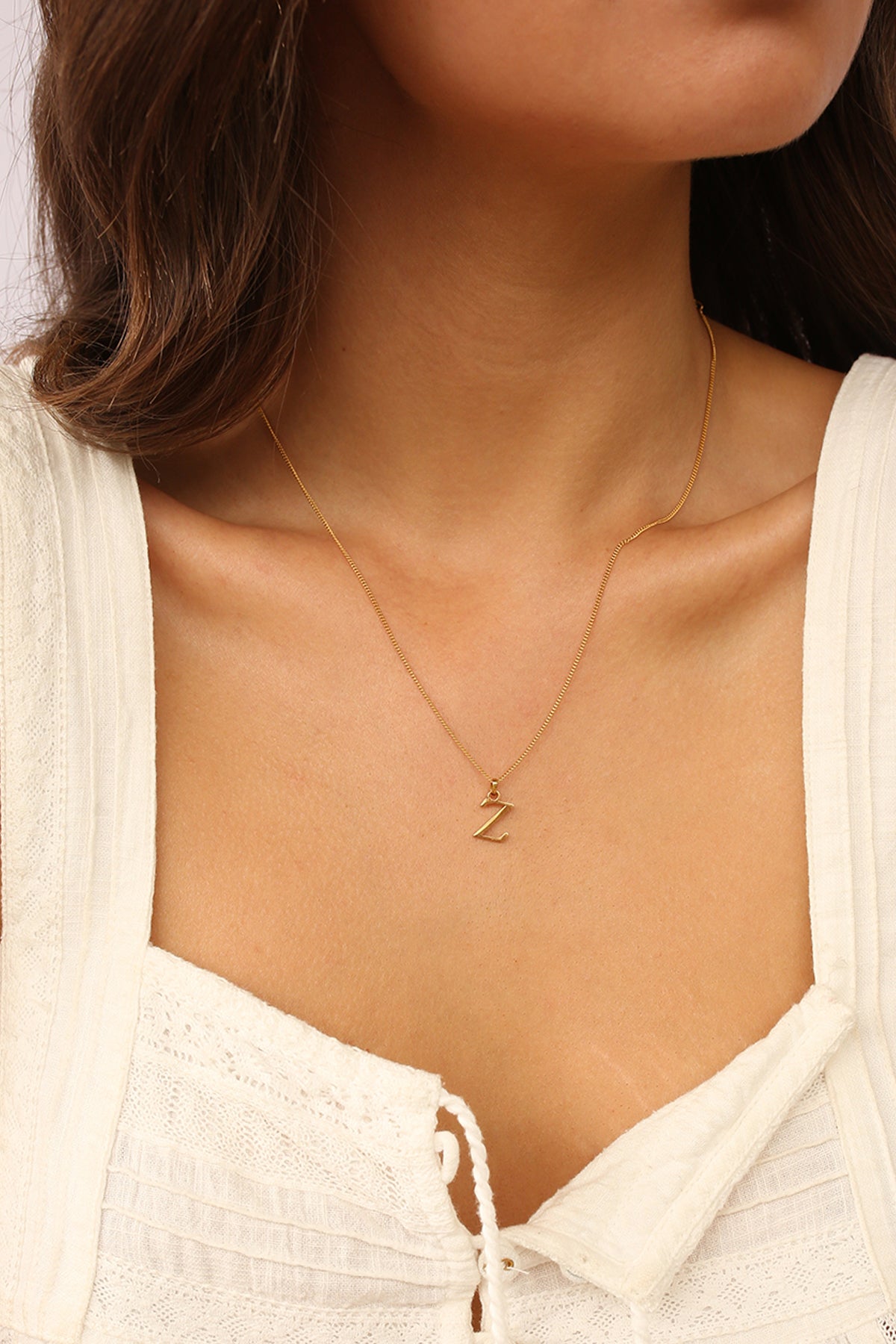 Initial Necklace Classic Gold